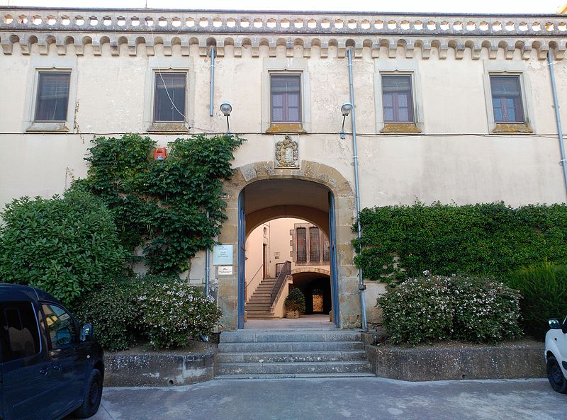 File:Escola Agrària Empordà (Monells, Baix Empordà).jpg