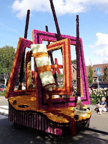 File:Floralia 2018 5.jpg