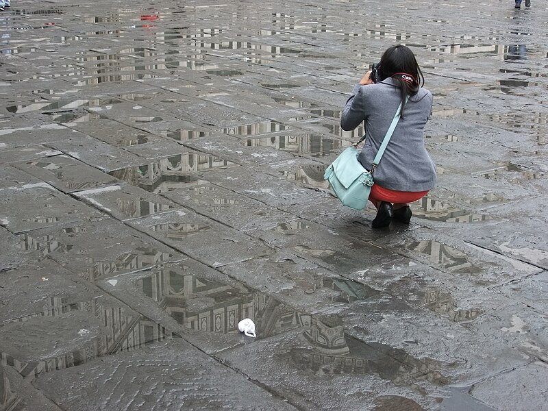 File:Florence Cathedral reflections after rain.jpg