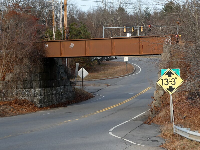 File:Gardner Branch bridge over Route 122A, December 2023.JPG