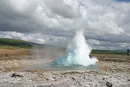 Geyser exploding 3 large.jpg