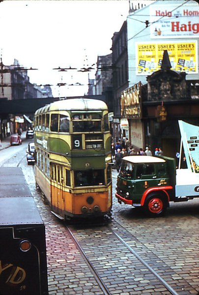 File:Glasgow tram in Argyle Street, en route to Dalmuir West - geograph.org.uk - 634361.jpg