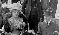 Gouverneur und Lady Strickland.jpg