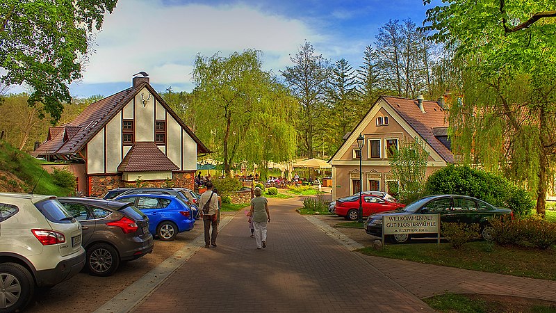 File:Gut Klostermühle - panoramio (1).jpg