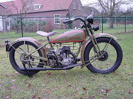 1928 Harley-Davidson single-cylinder motorcycle