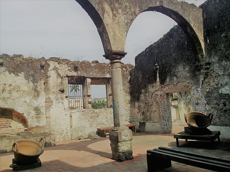 File:Interior of Former monastery of Saint Joseph of Grace in Orizaba 90.jpg