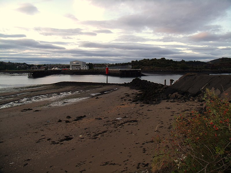 File:Inverkeithing Bay - geograph.org.uk - 2576451.jpg