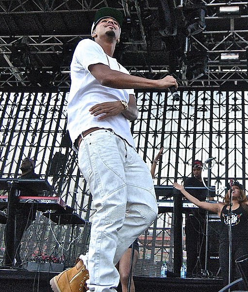 File:J.Cole GovsBall14.jpg