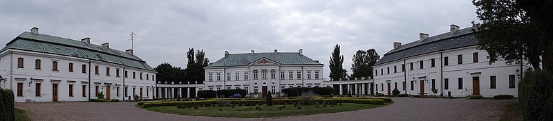 Jabłonowski Palace in Kock - 04.JPG