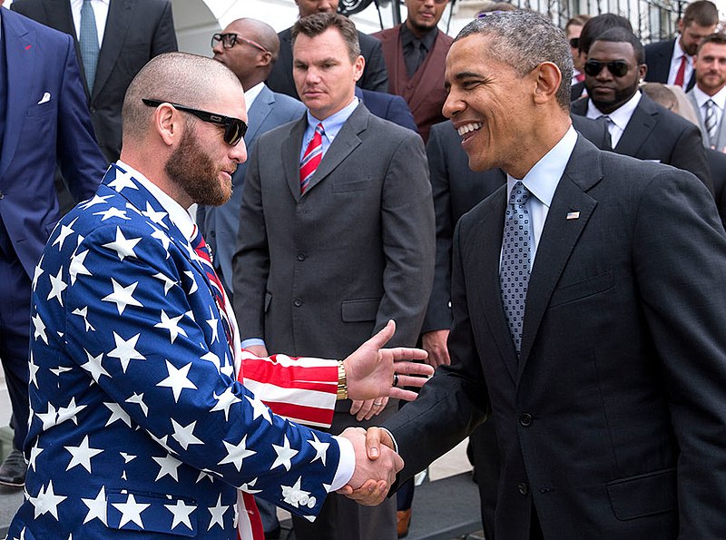 File:Jonny Gomes meets Obama 2014 (cropped).jpg