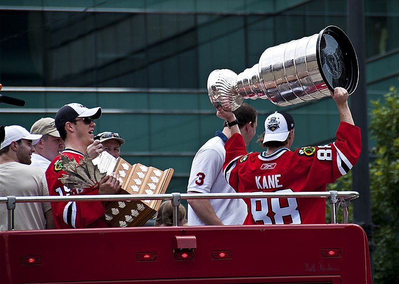 File:Kane-toews-cups (cropped).jpg