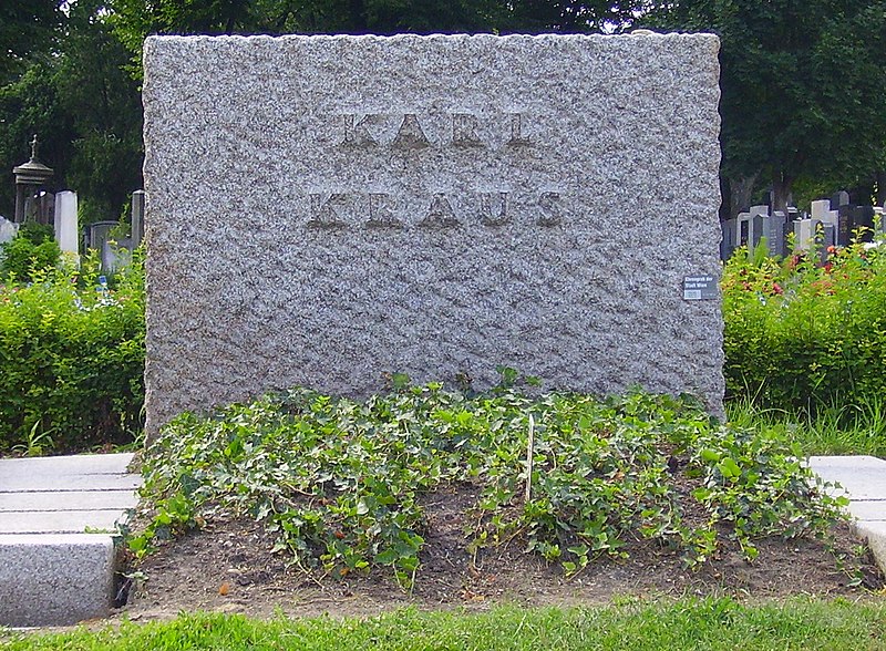 File:Karl Kraus Grab Zentralfriedhof.jpg