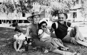 King Hussein and Queen Alia with children, 1974.png