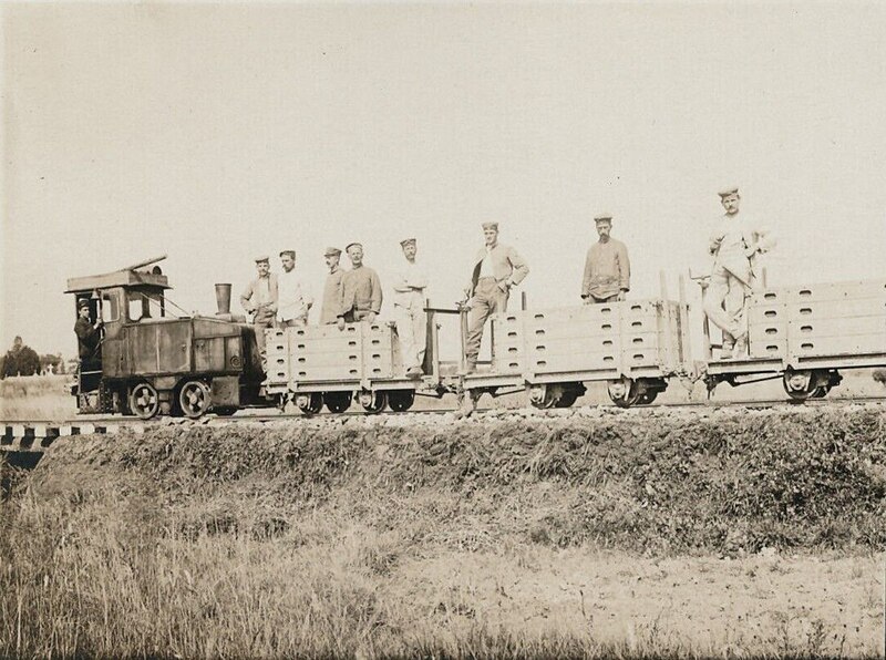 File:Kleinbahn von Barancourt nach Sachsenlager bei Éton (Bois d'Éton zwischen Éton, Gondrecourt-Aix und Rouvres-en-Woevre).jpg
