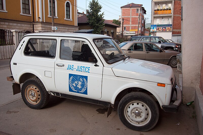 File:Lada Niva Pristina UNMIK Qiv Owned Image 23 August 2008.jpg