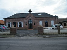 Fitxer:Lamotte-B-mairie_et_salle.JPG