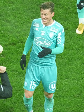 <span class="mw-page-title-main">Pierrick Capelle</span> French professional footballer