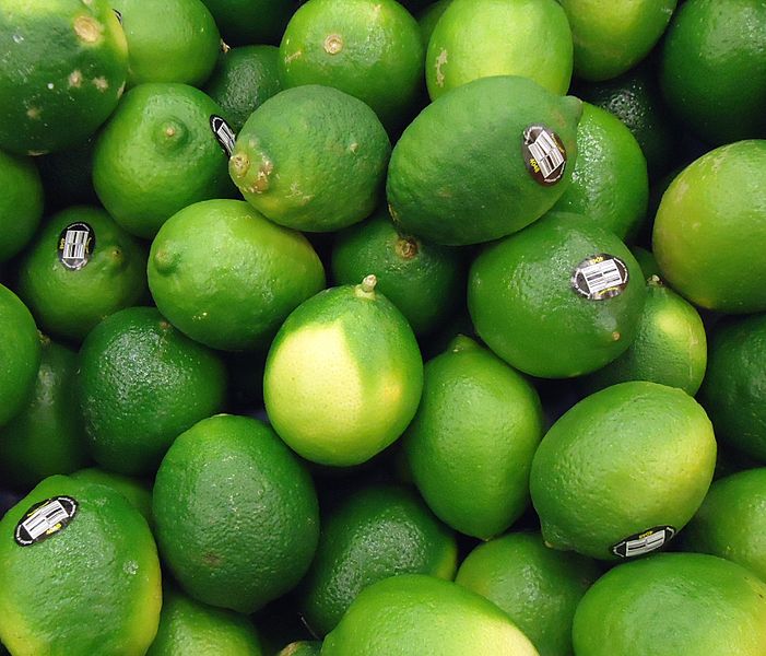 File:Limes for sale in supermarket.JPG