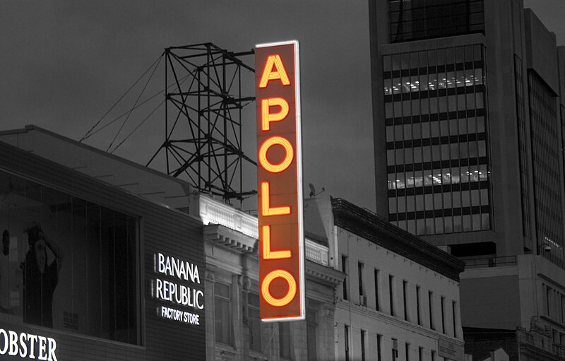 File:Live at the Apollo, Harlem, NYC (14997824454).jpg