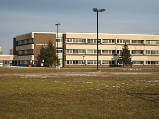<span class="mw-page-title-main">Liverpool High School</span> Public secondary school in Liverpool, New York, United States