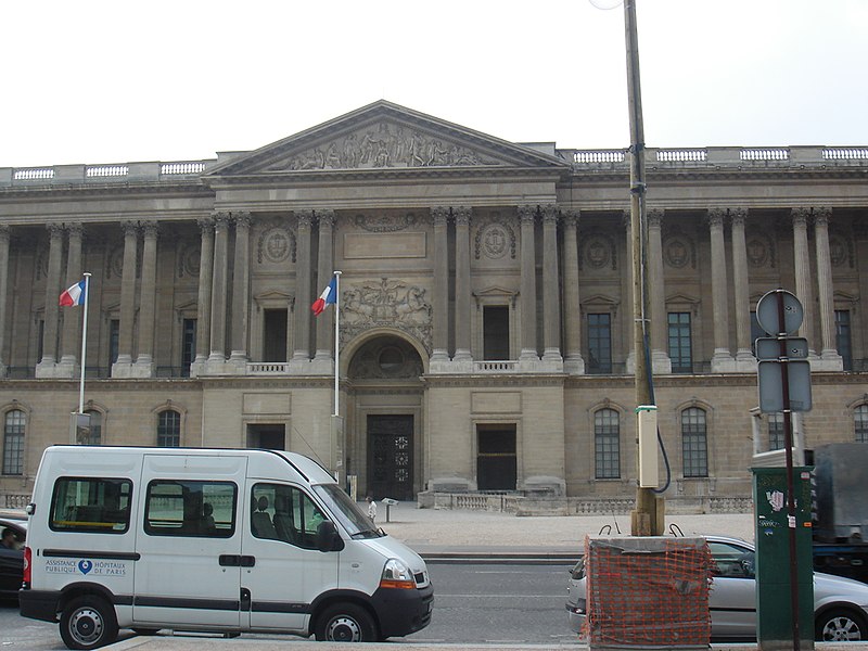 File:Louvre-SE.JPG