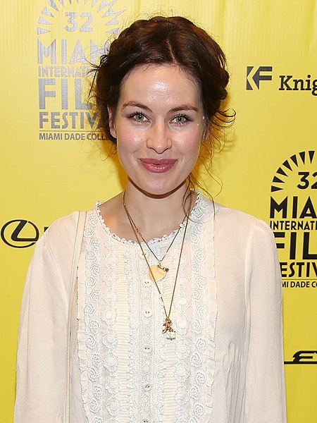 File:Maimie McCoy at Wild Tales red carpet at MIFF (cropped).jpg