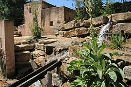 Midden-Oosters landschap bij fort Alhambra