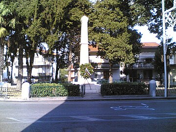 File:Monumento_cesinali.jpg