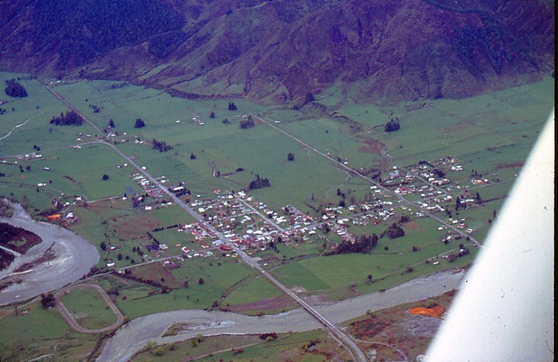 File:Murchison New Zealand 1978.jpg