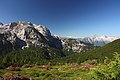 Loferer Steinberge (rechts) aus den Berchtesgadener Alpen (Nordseite Kleines Häuselhorn), foreground: Reiter Alm.