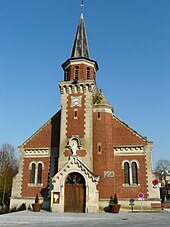 Photographie montrant l'église de la Nativité-de-la-Vierge