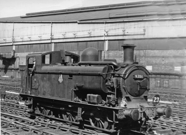 No. 9701 at Paddington, showing the modified tanks and condensing apparatus