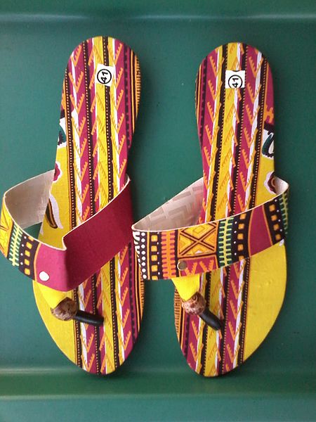 File:Paire de sandale en style Addis Abeba.jpg