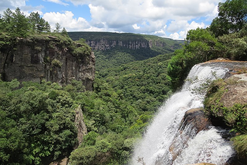 File:Paisagem em Jaguariaíva-PR.jpg