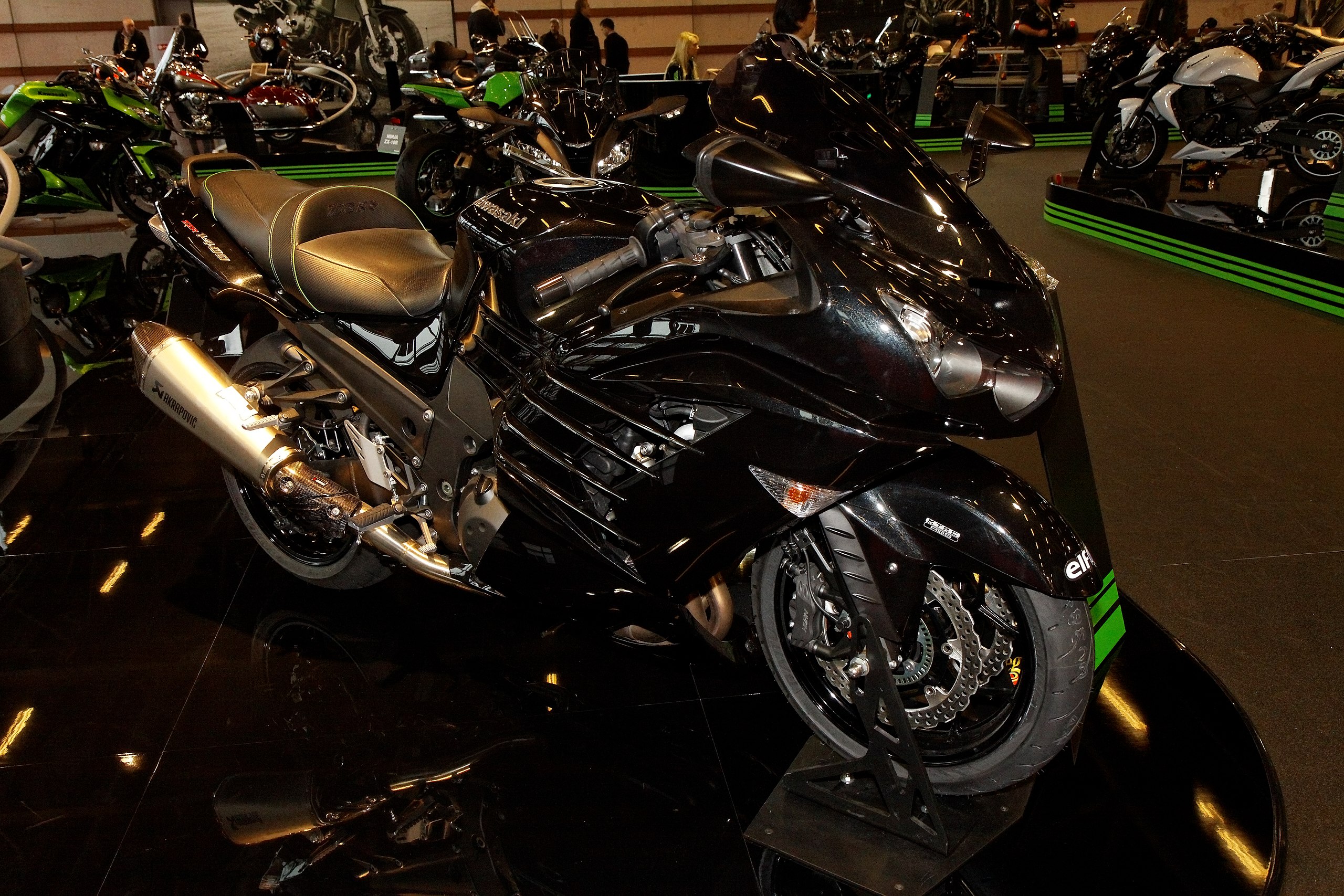 File:Paris - Salon de la 2011 - Kawasaki - ZZR - 004.jpg Wikimedia