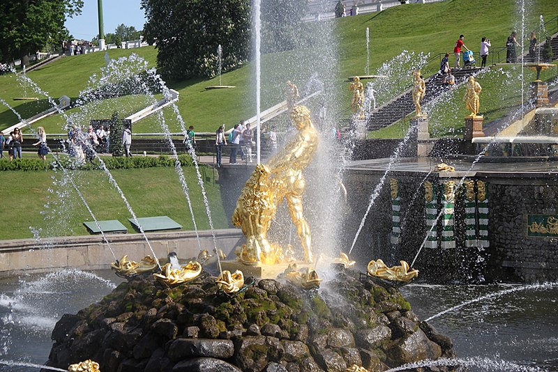 File:Peterhof Palace, St. Petersburg, Russia (37576379630).jpg