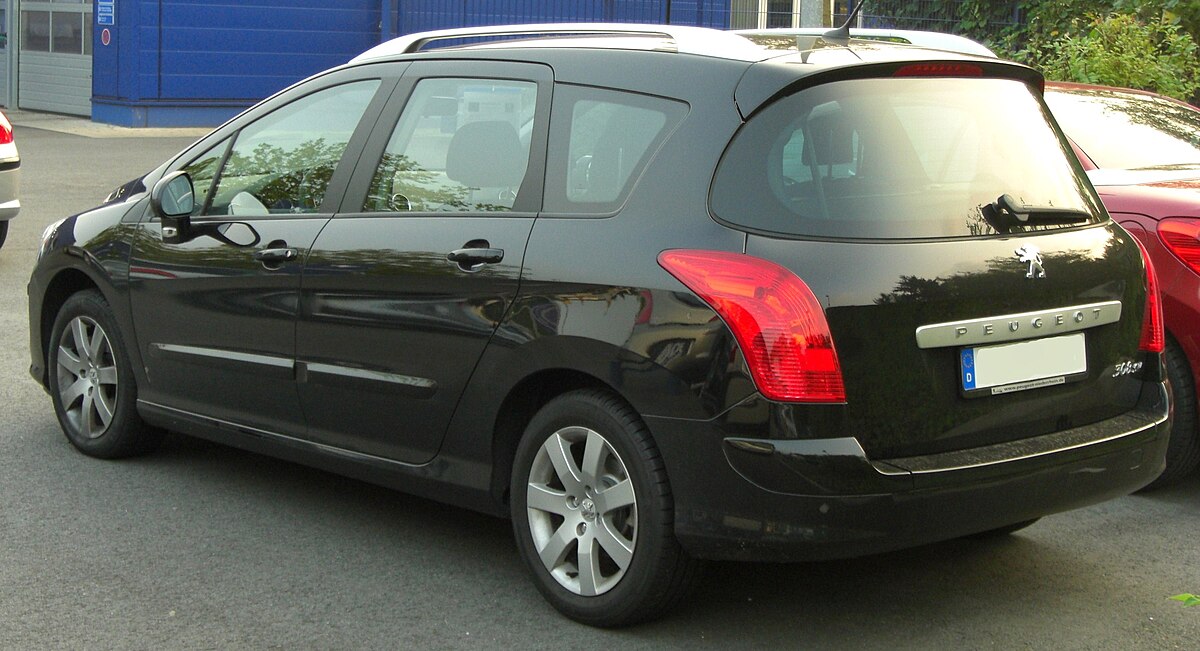 File:Peugeot 308 SW front 20100724.jpg - Wikimedia Commons