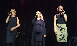 Benedikte Kruse, Ane Carmen Roggen and Anine Kruse Skatrud with Pitsj 2014. Pitsj 2014-2.jpg