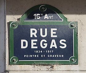 Voir la plaque.