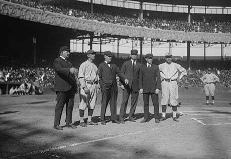 Players and umps at 1921 World Series.jpg