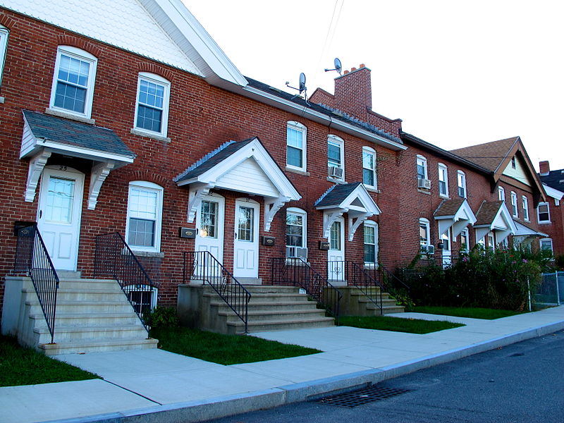 File:Prospect Heights homes--across from Prospect Park.JPG