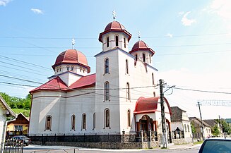 Biserica ortodoxă „Sfinții Apostoli Petru și Pavel”