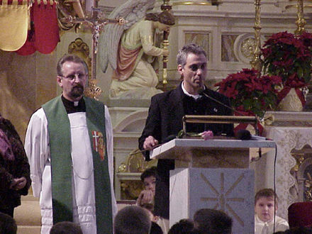 Rep. Emanuel speaking at St. Hyacinth Basilica in Chicago's Polish Village