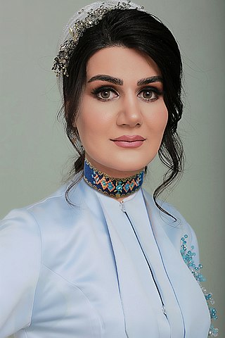 <span class="mw-page-title-main">Sahar Ajdamsani</span> Iranian singer and photographer (born 1996)