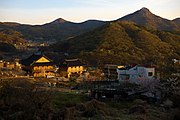 Sanseong, the village on the mountain (2011)