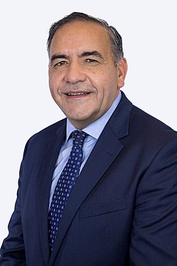 Senador Fidel Espinoza Sandoval (2022).jpg