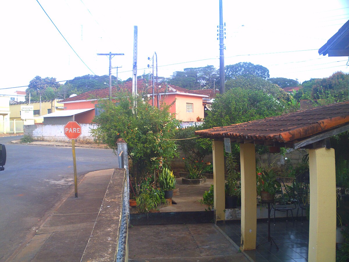 File:Serra Azul-SP, Família Xavier - panoramio.jpg - Wikimedia Commons