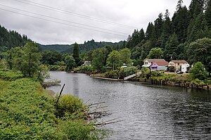 Río Siuslaw en Mapleton.jpg