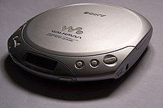 Sony CD Walkman D-E330 (cropped).jpg