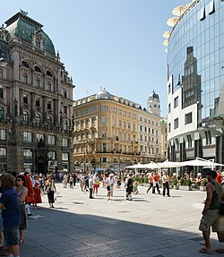 Stephansplatz Wien 4.jpg